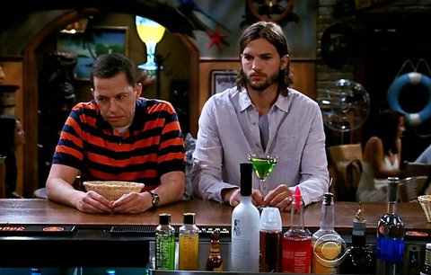 1044444_ashton-kutcher-crop[1]