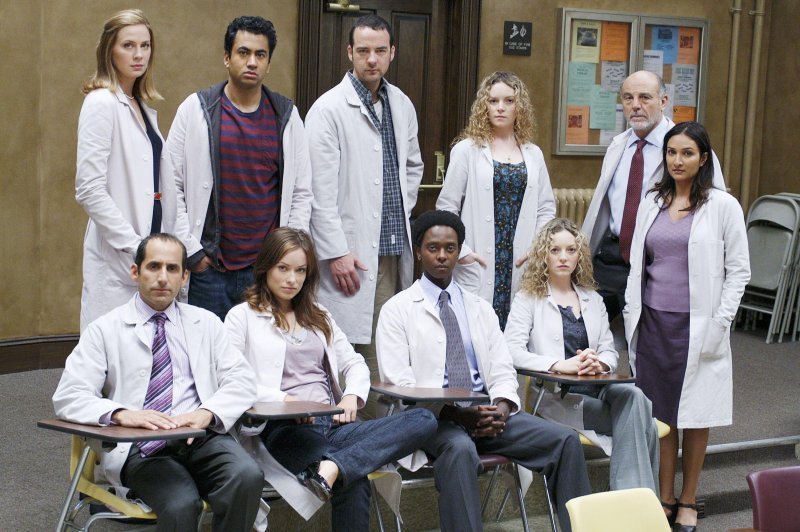 dr-house-team[1]